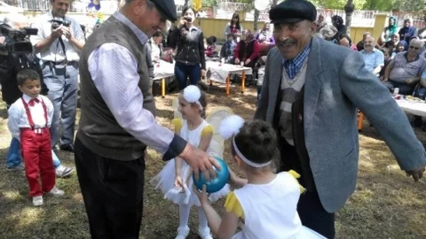 Tuzlukçu'da Kuşaklar Buluşması Şenliği