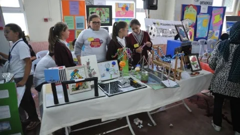 Orhangazi'de Bilim Şenliği Düzenlendi