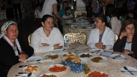 Dilber Ay Gaziantep'te Konser Verdi