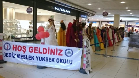 Kütahya'da Yöresel Kıyafet Sergisi