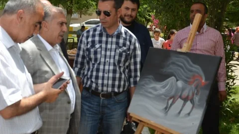 Viranşehir'de Resim Sergisi Açıldı