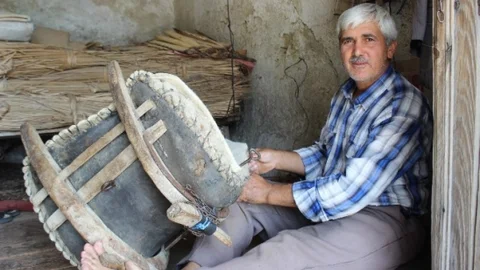 Hüseyin Usta Semerciliği Korumaya Çalışıyor