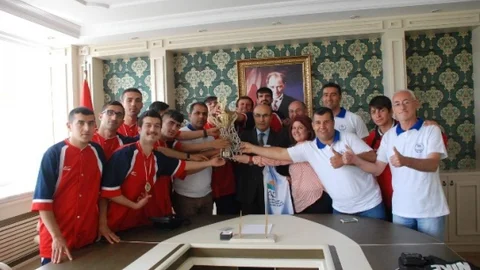 Adıyaman İşitme Engelliler Şampiyonlukta Engel Tanımadı