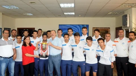 Mersin'de U19 Takımı Başarı Elde Etti