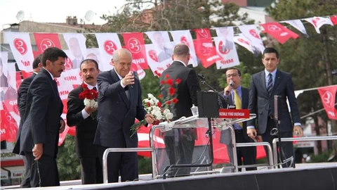 Devlet Bahçeli'den Sert Açıklamalar