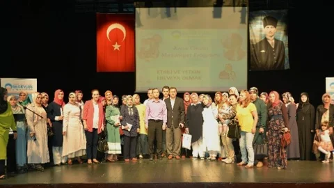 Kocaeli'nde Anne Okulu Mezuniyeti