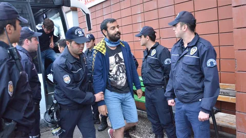 Eskişehir'de AK Parti Gençlik Kolları Üyelerine Saldırı