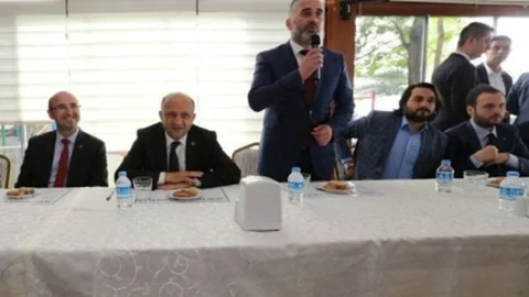 Fikri Işık Karamürsel'de Toplantı Yaptı