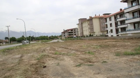 Erzincan'da Boş Araziler Temizleniyor