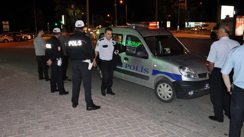 Konya'da Yardımcı Olmak İsterken Cüzdan Çaldılar