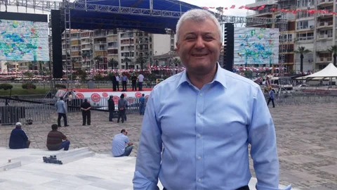 Tuncay Özkan'dan Davutoğlu'na Çağrı