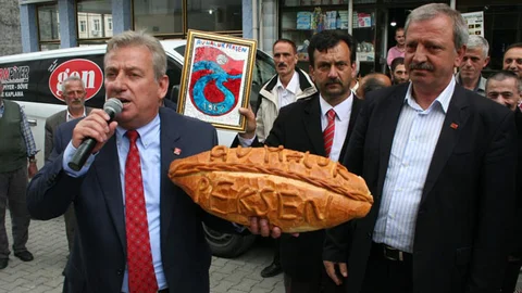 Haluk Pekşen'den Farklı Seçim Çalışması