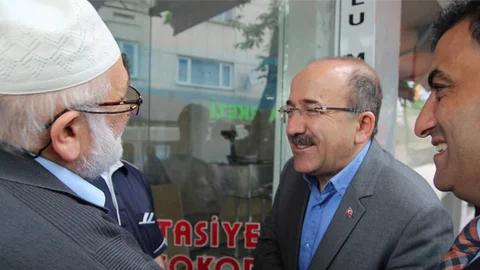 Trabzon'da Başkan Gümrükçüoğlu Esnaf ile Buluştu