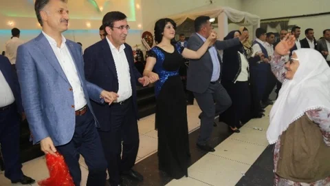 Diyarbakır'da Düğün Coşkusu