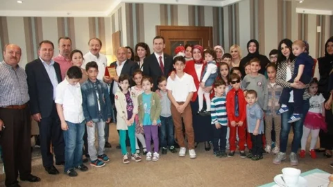 Ayşe Sula Köseoğlu Seçim Çalışmalarını Sürdürüyor
