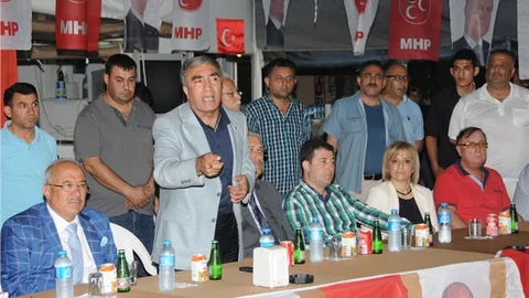 Mersin'de Cumhurbaşkanı Eleştirisi