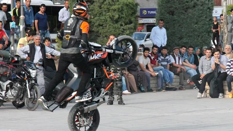 Elazığ'da Motor Şovları Yapıldı