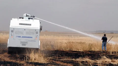 Şırnak'ta Tarlada Yangın Çıktı
