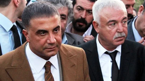 Sedat Peker'e Sakarya'da Nişan Verildi