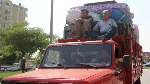 Adana'da Tehlikeli Taşımacılık Olayı