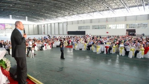 Adana'da Dayanışma Yemeği Düzenlendi