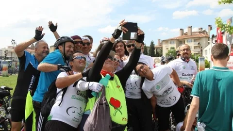 Gaziemir'de Bisiklet Festivali Coşkusu