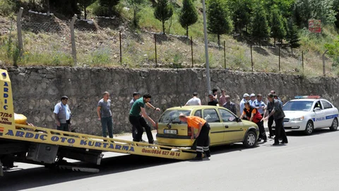 Tunceli'de Trafik Kazası: 4 Yaralı