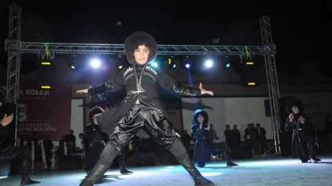 Orhangazi'de Kafkas Gecesi Düzenlendi