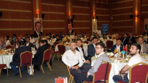İstanbul'da Yabancı Gençlerin Fetih Şöleni Heyecanı