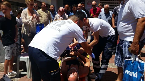 Antalya'da Yaya Geçidinde Kaza