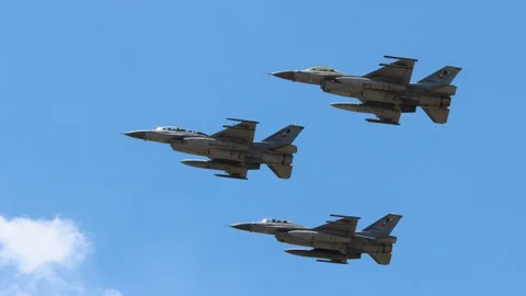 İzmir'de Hava Gösterisi Yapıldı