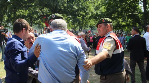 Çanakkale'deki Karadenizliler Şenliği'nde Gerginlik Yaşandı