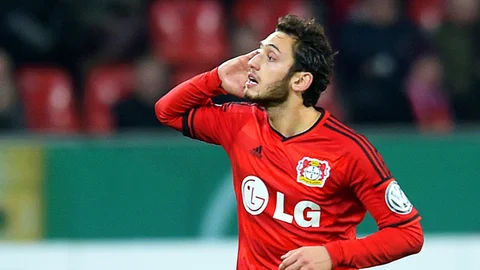 Hakan Çalhanoğlu Bayburt'ta Coşkuyla Karşılandı