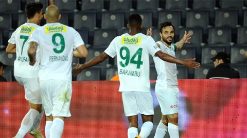 Bursaspor'un Yıldızları 11 Takımı Geride Bıraktı