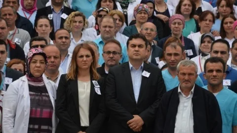 Fatsa'da Sağlık Çalışanları Eylem Yaptı