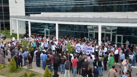 Samsun'da Doktor Cinayeti Protestosu