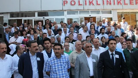 Elazığ'da Sağlıkta Şiddete İş Bırakma Eylemi