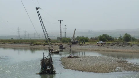 Batman'da Elektrik Direkleri Onarıldı