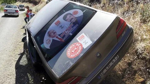 Adıyaman'da Milletvekili Adayı Kaza Geçirdi