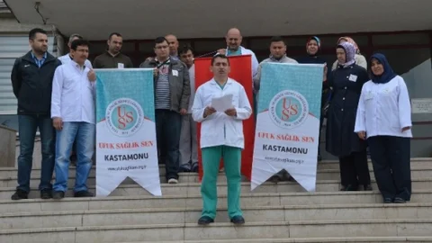 Samsun'da Doktora Şiddet Kınandı