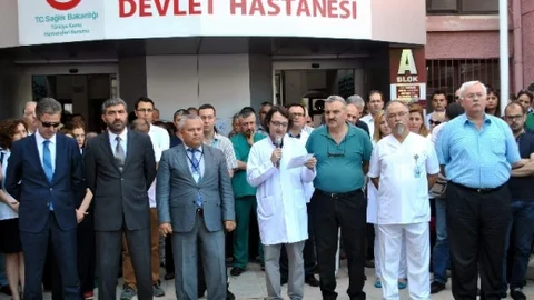Aydın'da Sağlık Çalışanlarından İş Bırakma Eylemi
