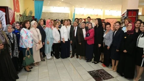 El Sanatları Sergisi Melikgazi'de Açıldı