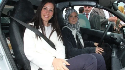 Burcu Çetinkaya'dan Destek Ziyareti