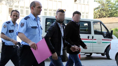 Samsun'da Ayakkabı Hırsızları Tutuklandı