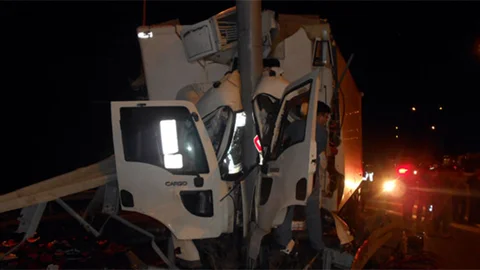 Bilecik'te Kamyon Kazası: 1 Ölü, 1 Yaralı