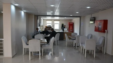 Patnos Belediye Binası Yeniden Açıldı