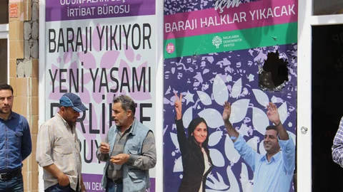 Eskişehir'de HDP Bürosuna Saldırı İddiası