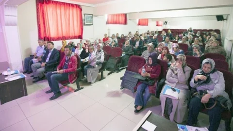 Bitlis Ahlat'ta Girişimcilik Toplantısı