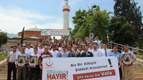 Manisa'da Sağlıkçılardan Ortak Açıklama