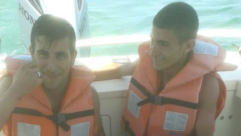 Van Gölü'nde Mahsur Kalanlar Kurtarıldı